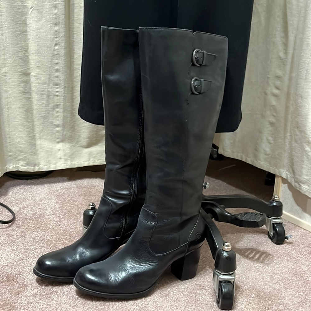 BORN dress boots All leather, like new, size 7.5